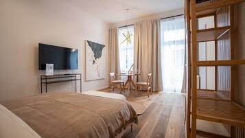 Bügeleisen/Bügelbrett, WLAN, Bettwäsche