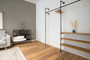 Interior - Spacious apartment with a balcony (Wien)