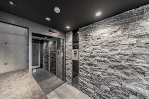 Property entrance - NOBLE102 (Sapporo)