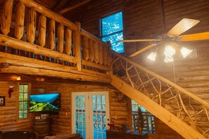 Interior - Charming cabin with hot tube, pond and creek access in adorable Blue Ridge area (Morganton)