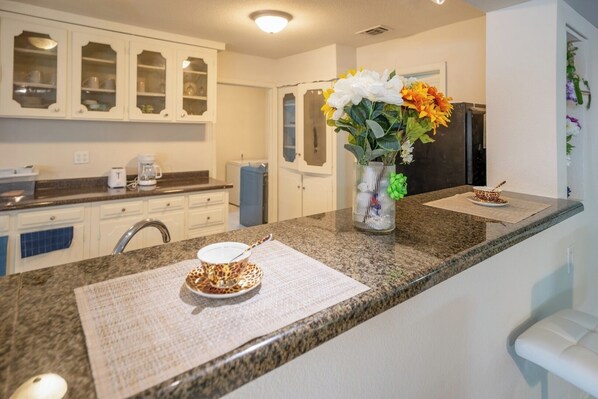 Interior - Casa Grande Central 4BR Retreat 8 min ATT Stadium (Grand Prairie)