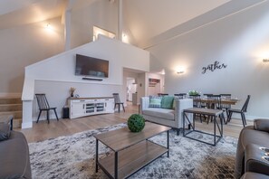 Interior - New! - Easy Access to Northstar Slopes - Casa Gold Bend (Truckee)