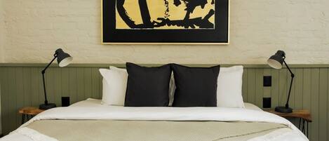 Bügeleisen/Bügelbrett, Reisekinderbett, WLAN, Bettwäsche