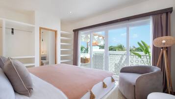 Villa, 3 Bedrooms, Private Pool, Pool View | In-room safe, blackout drapes, free WiFi, bed sheets