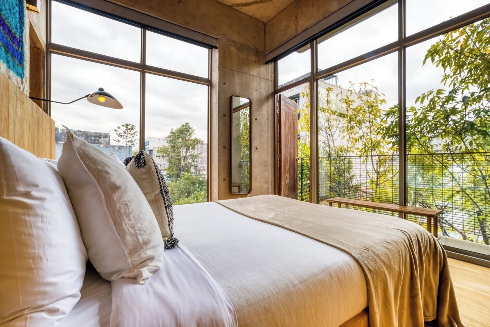 Strykejern/-brett, reiseseng for barn, wi-fi og sengetøy