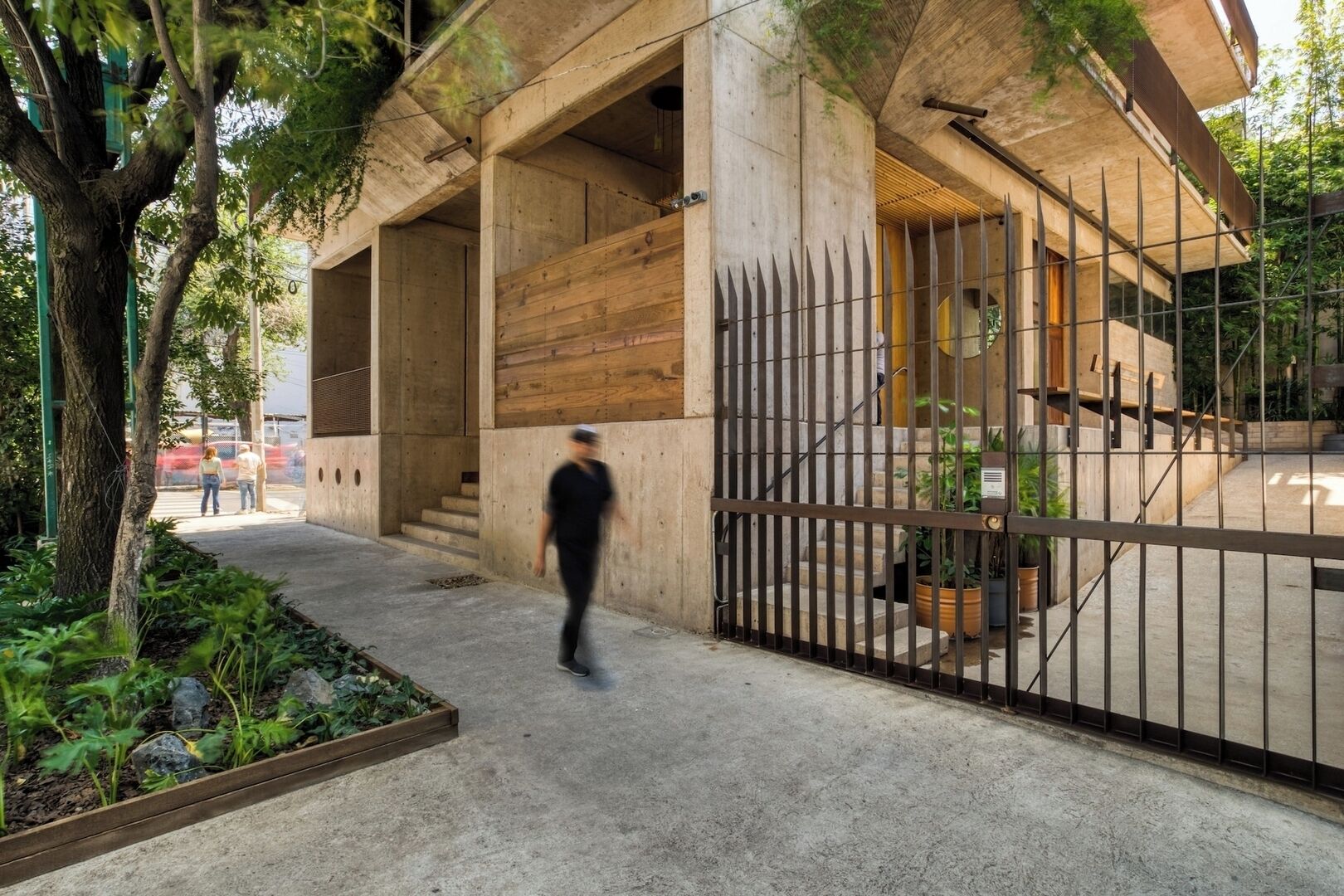 المنطقة المحيطة بالمنشأة