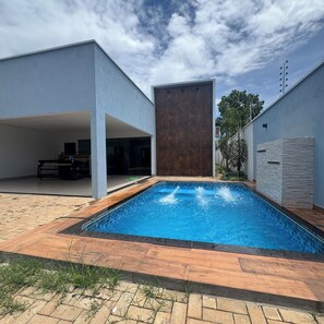 Pool - Modern house with pool in Gurupi (Gurupi)