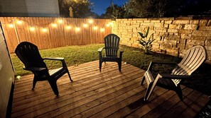 Terrace/patio - Cozy 2-bedroom house in beautiful Lockhart - walking distance to Historic Center (Lockhart)