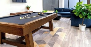 غرفة الألعاب