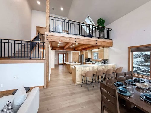 Lake Paradise | Hot Tub | Private Dock | Fire Pit