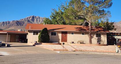 Peaceful 3-bedroom house with swim spa in welcoming El Paso