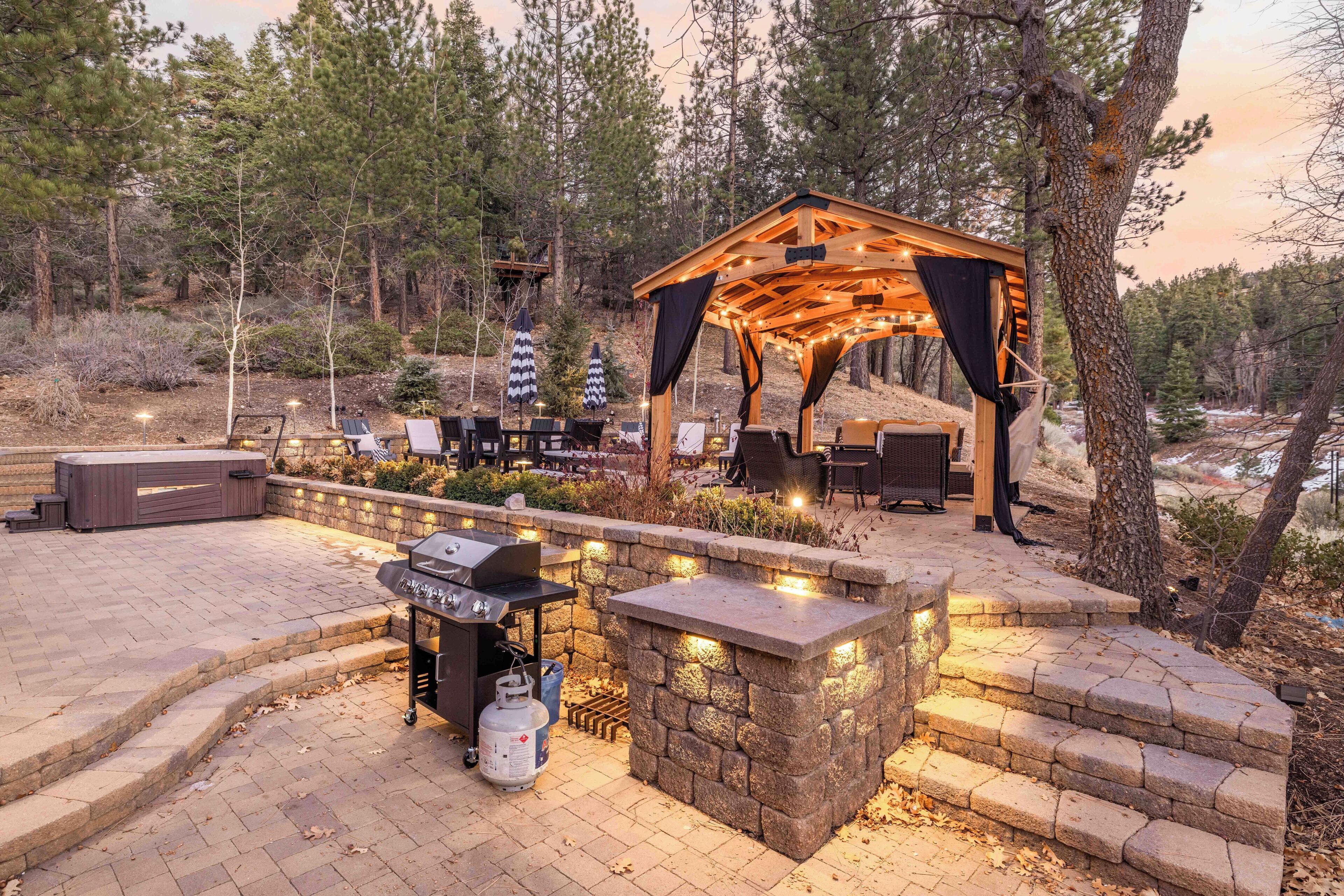 屋外ダイニングエリア