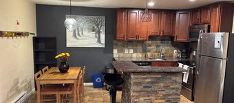 Cozy 2-bedroom condo, close to Beaver Creek, perfect to stash gear and recharge