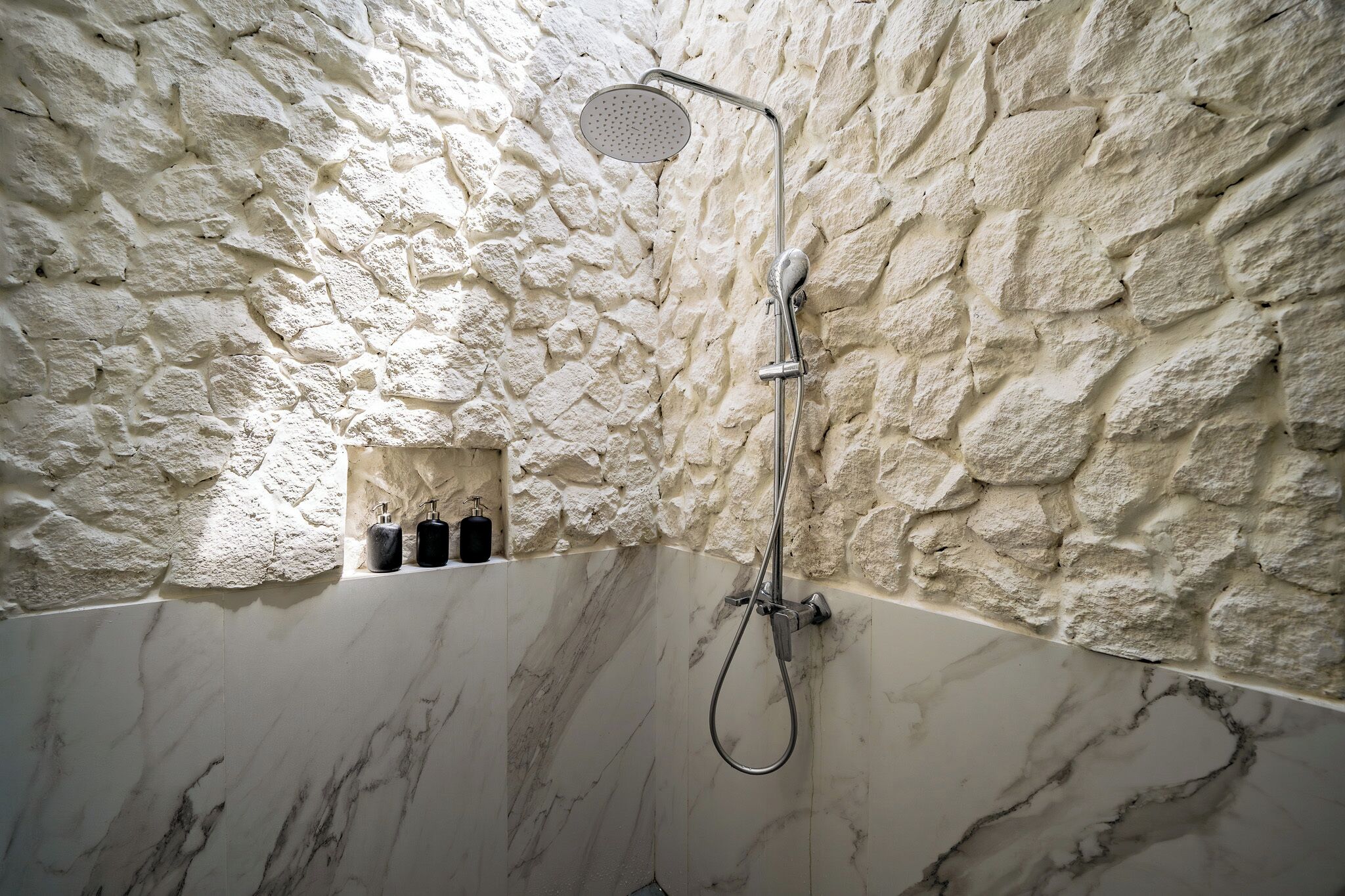 Villa, 3 Bedrooms, Pool View | Bathroom | Shower, free toiletries, hair dryer, towels