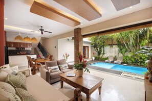 Deluxe Villa, Private Pool | Living area | Flat-screen TV - Red Lotus Villa Seminyak (Seminyak)