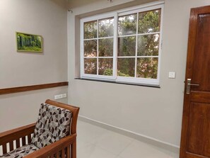 Interior - Peaceful 2-bedroom apartment in charming Colva perfect for relaxing (Fatona)