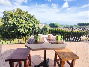 Outdoor dining - Casa Monica-Calonge-Imisa Costa Brava (Calonge i Sant Antoni)