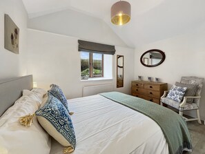 Iron/ironing board, Internet, bed sheets - Westlands, Brendon Hill on Exmoor (Nr Watchet)