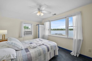 Free WiFi, bed sheets - Relaxing Eastham Retreat with Waterfront Views (Eastham)