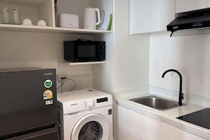 Private kitchen - Newly cozy room in Nimman+3mins to Maya mall (Chiang Mai)