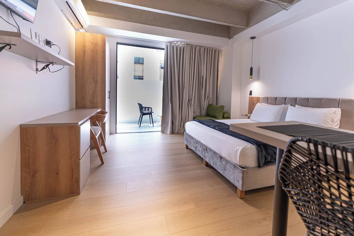 In-room safe, desk, laptop workspace, blackout drapes