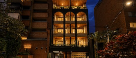 Fachada de la propiedad