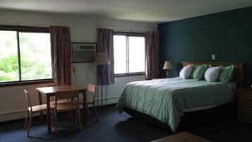 Escritorio, insonorización, wifi gratis y acceso para silla de ruedas