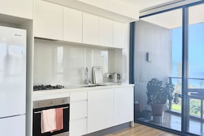 Appartement, 1 chambre, balcon, vue sur l’océan | Cuisine privée | Bouilloire électrique