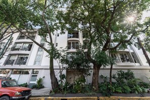Exterior - Private Balcony Home with Parking | FIFA World Cup (Mexico City)