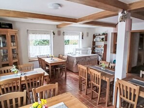 Dining - Penzion Natty by Interhome (Cerny Dul/Cista)