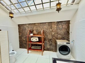 Interior - Villa White Orchid - Enclosed living area - Seminyak center - Quiet Private Pool (Seminyak)