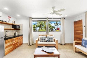 高級公寓, 2 間臥室, 廚房, 公園景 | 私人廚房 | 大型雪櫃/冰箱、微波爐、焗爐、洗碗機