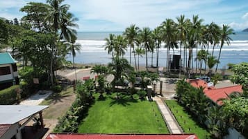 Uitzicht op strand/zee