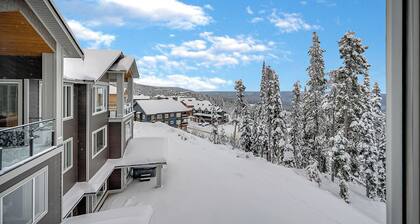 Western Star Chalet Ski In Out w Mtn View