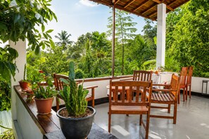 Terrace/patio - Hilltop Retreat Matale (Walewela)