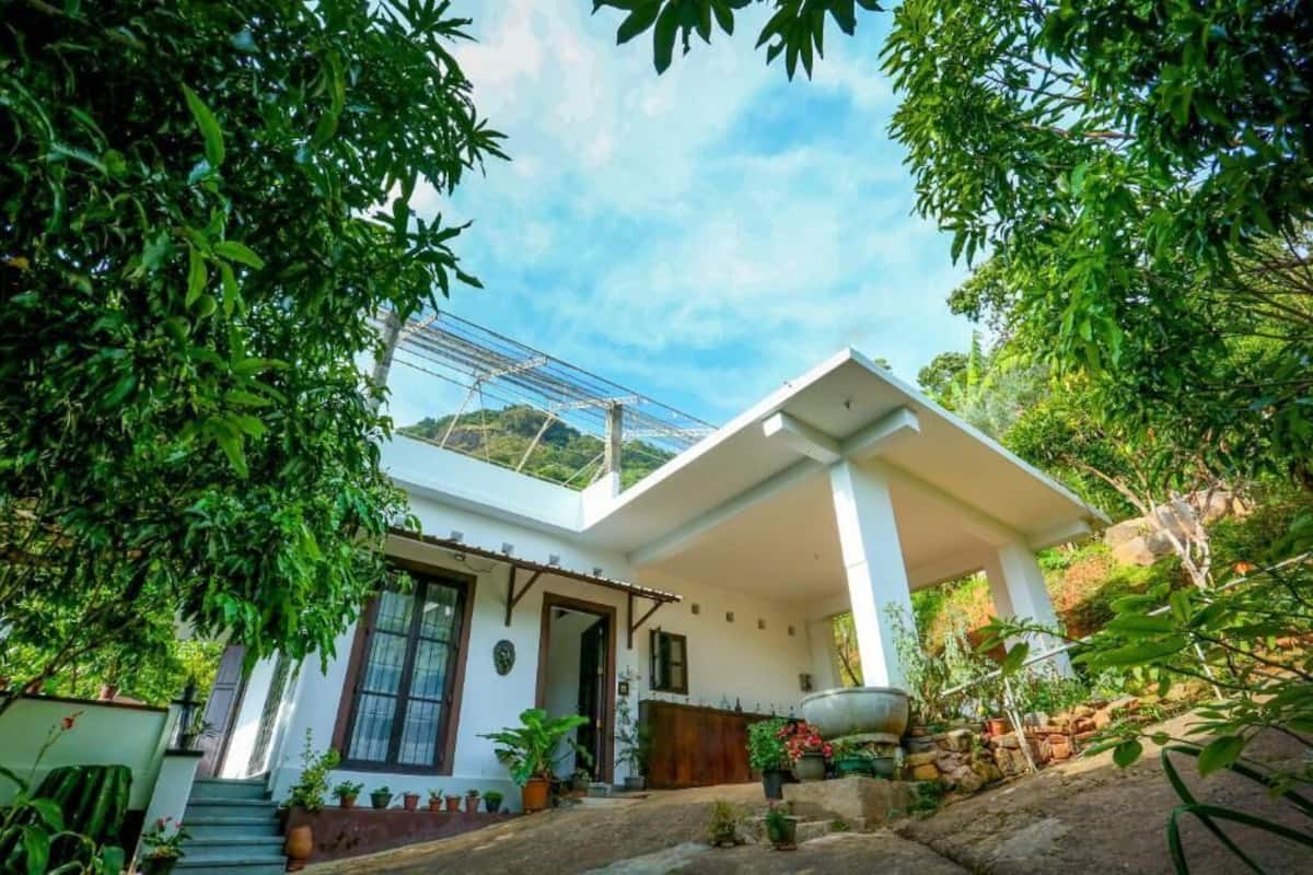 Tabla de planchar con plancha