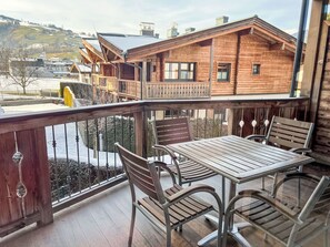 Outdoor dining - Mountain Resort Kaprun by Interhome (Kaprun)