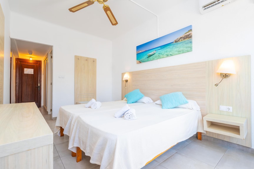 Hotel Antares Hab. Estandard - Coqueto Hotel En El Centro De Cala D'or. Wifi Gratis. - Portocolom
