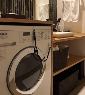 Laundry room - Tuoshui Ballad Courtyard Boutique Inn (Fenghuang)