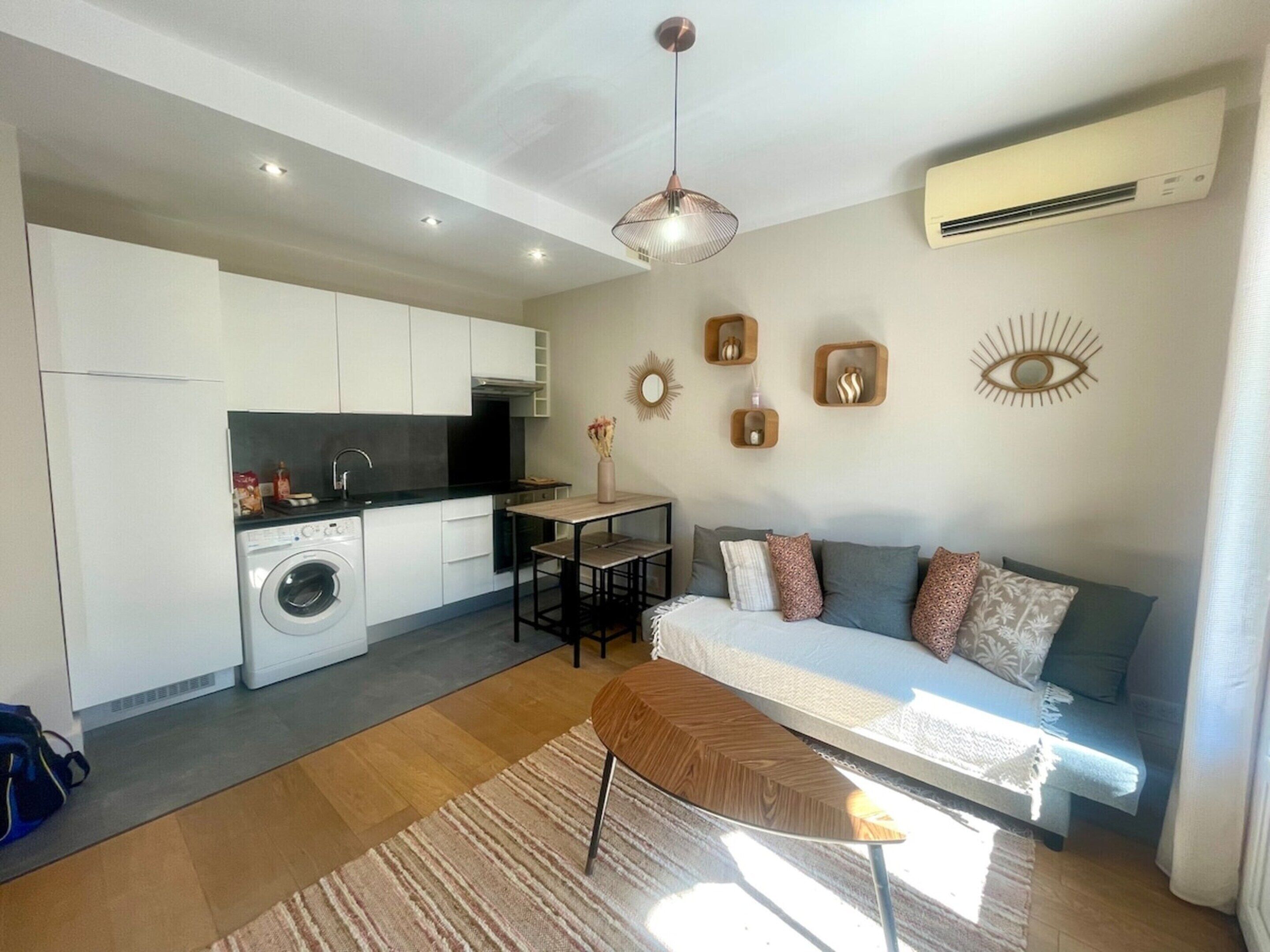 Apartment | Living room