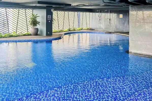 Outdoor pool - Kluxstay Saigon Airport ParkLegend Suite (Tan Son Hoa)