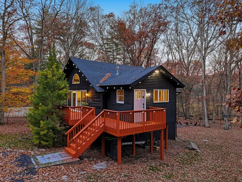 Family-Friendly | Hot Tub | Sauna | Game Room