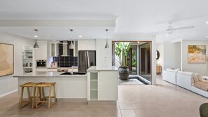 Interior - Shambala at Palm Cove – Private Pavilion Home with Pool and Tropical Gardens (Palm Cove)