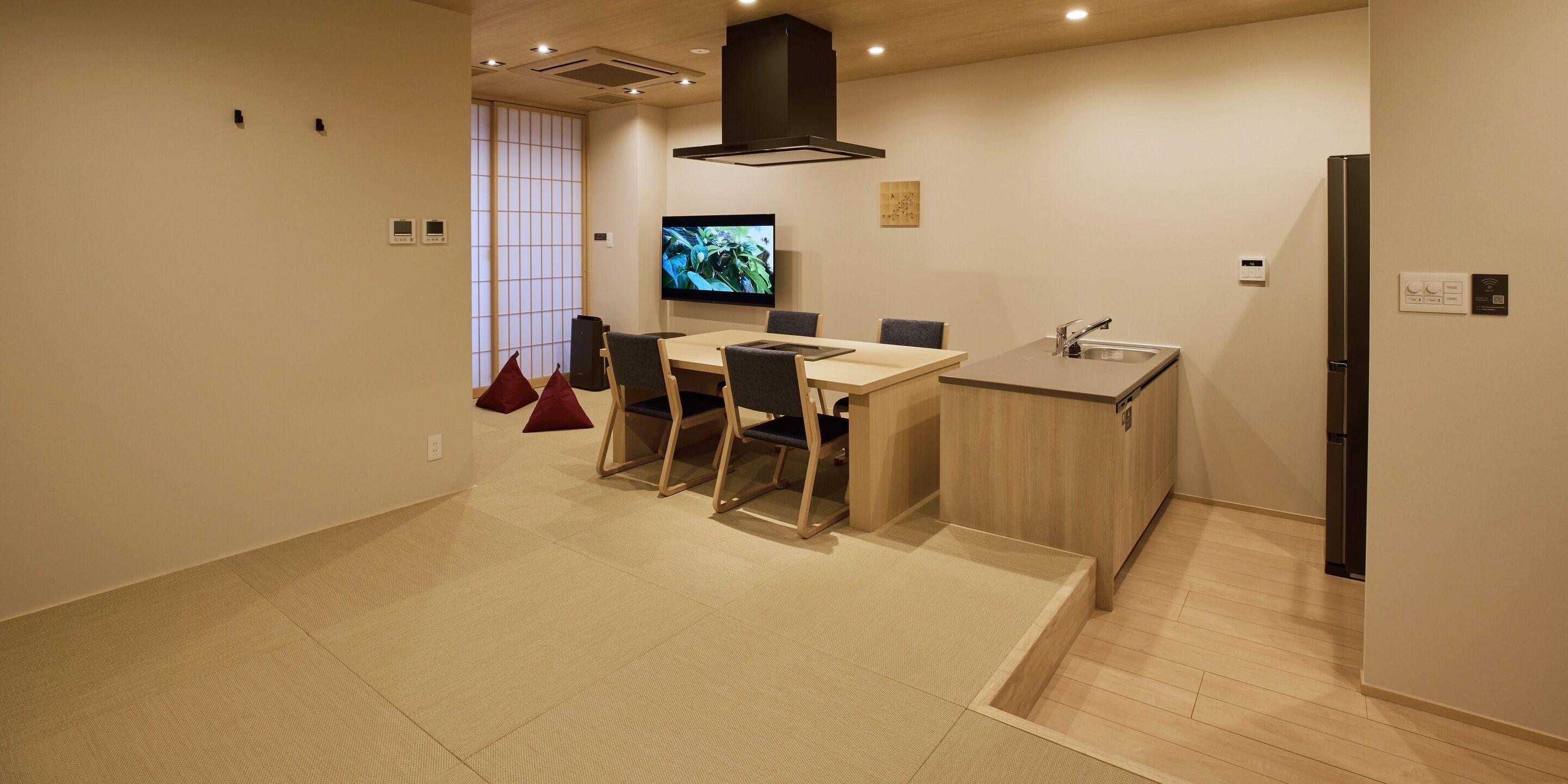 [D] Japanese-style(No-pets allowed),Non Smoking | Desk, free WiFi, bed sheets