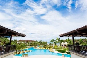Outdoor pool - JW Marriott Guanacaste Resort & Spa (Pinilla)