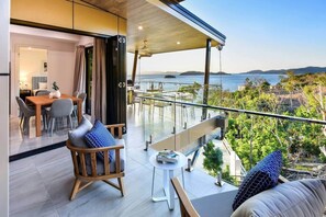 Outdoor dining - Hidden Cove 17 (Hamilton Island)