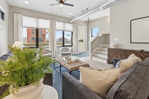 TV, offices - Brand New 4BR house w Patio and skyline views (Indianapolis)