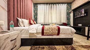 Deluxe Double Room, City View