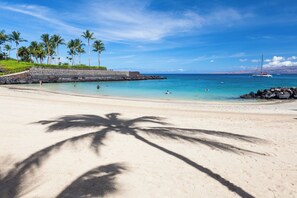 Beach - Hale Maluhia: Cozy 2BR condo in Mauna Lani, perfect for a serene getaway. (Kamuela)