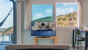 Basic Room, 1 Bedroom (Gray House1 (BBQ/Distant Ocean View)) | 1 bedroom, free WiFi - Gangneung Dawon-hill Pension (Gangneung-si)